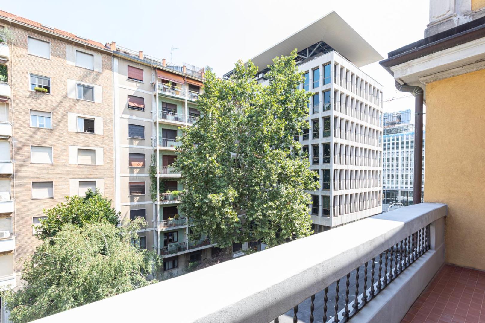 Centrale Suite With Balcony - Top Collection Milano Ngoại thất bức ảnh